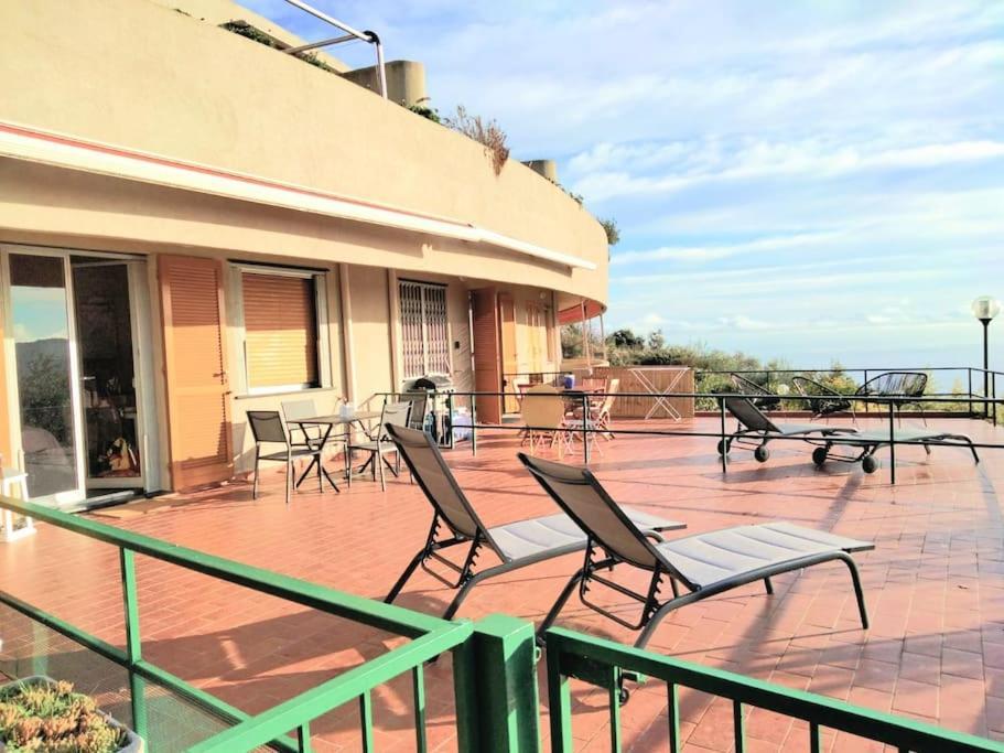 Nido Tra Gli Ulivi Apartment Finale Ligure Bagian luar foto